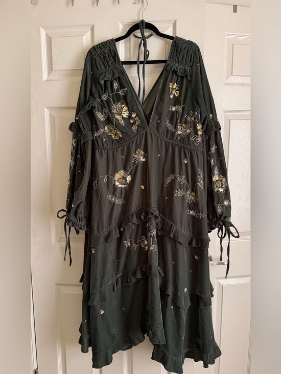 ASOS Dresses & Skirts - Embroidered Velvet Women's Dress